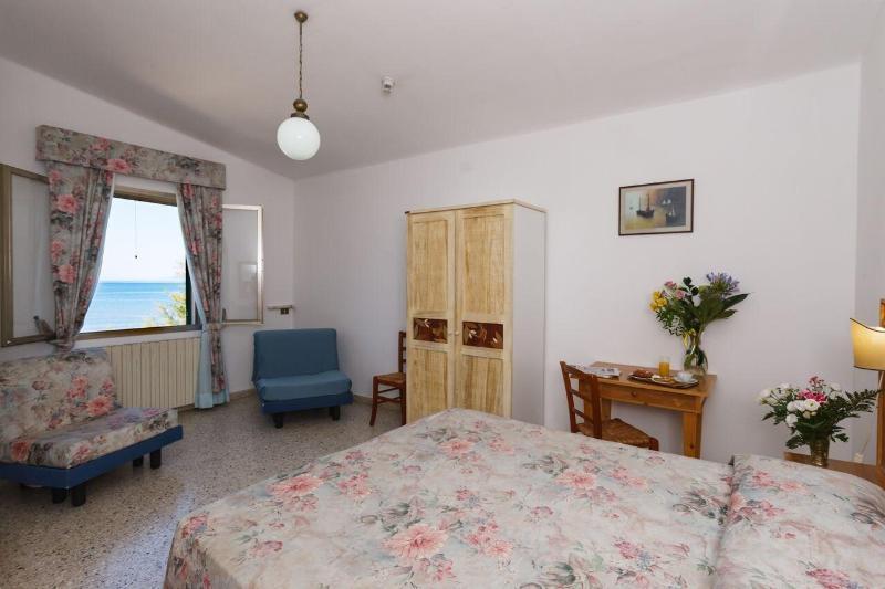 Hotel Villa Ambra Орбетелло Екстер'єр фото